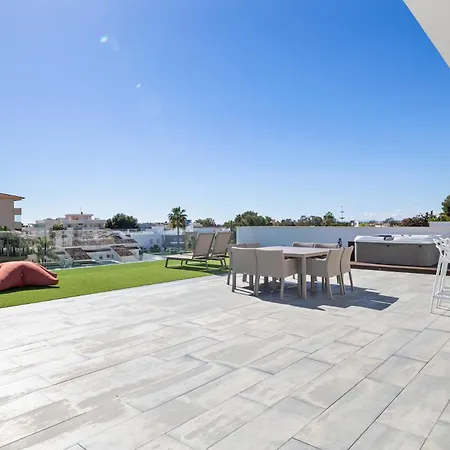 Gardenias Ref #63 ماربيا